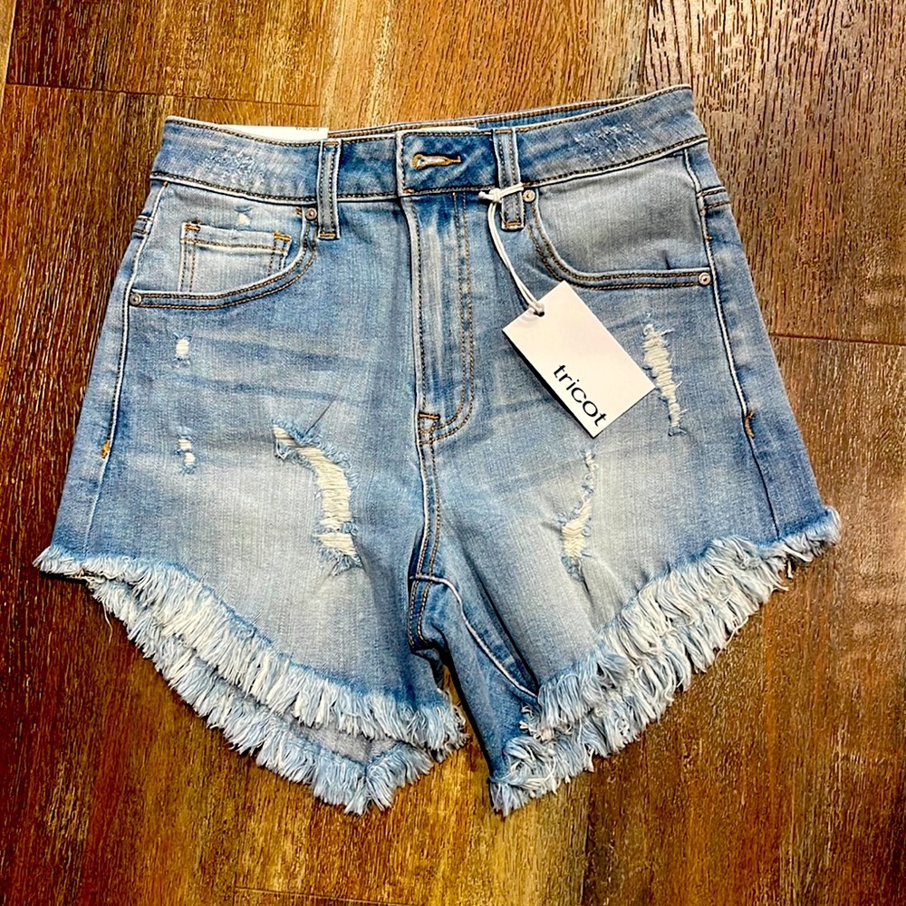 Tricot high rise stretch Jean shorts size Small Nwt